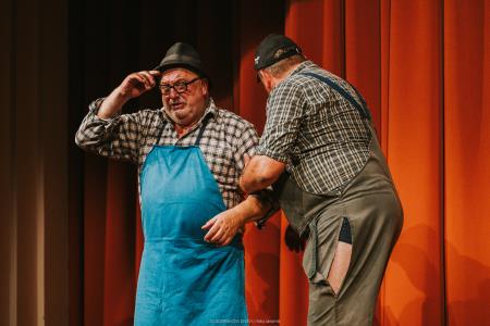 STAND UP (42 of 45)